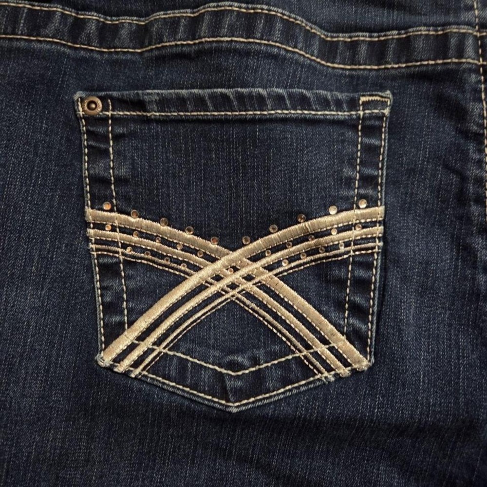 Apt. 9 Women's Jeans - Picture 4 of 4